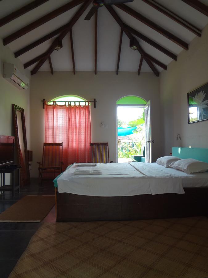 Aquatica Resorts & Spa Morjim Kamer foto