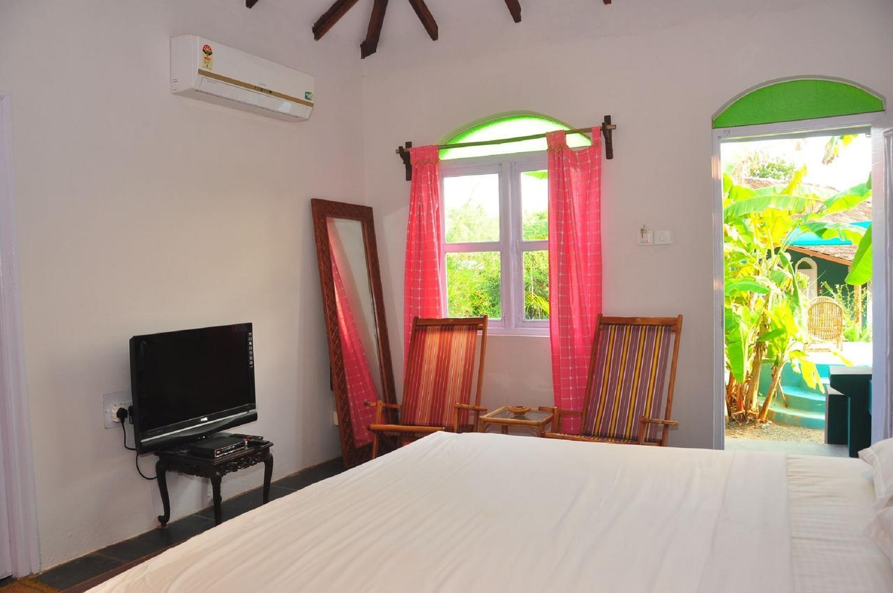 Aquatica Resorts & Spa Morjim Buitenkant foto