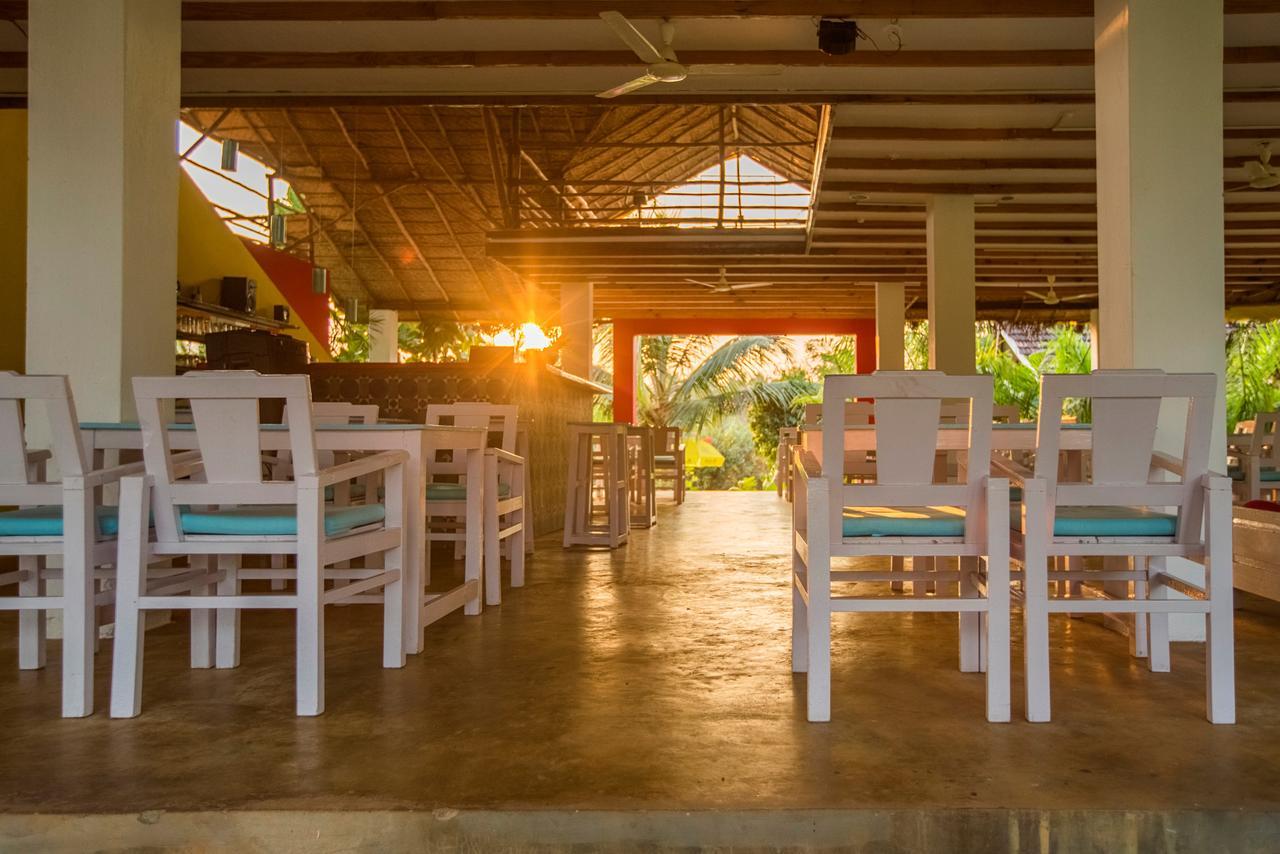 Aquatica Resorts & Spa Morjim Buitenkant foto