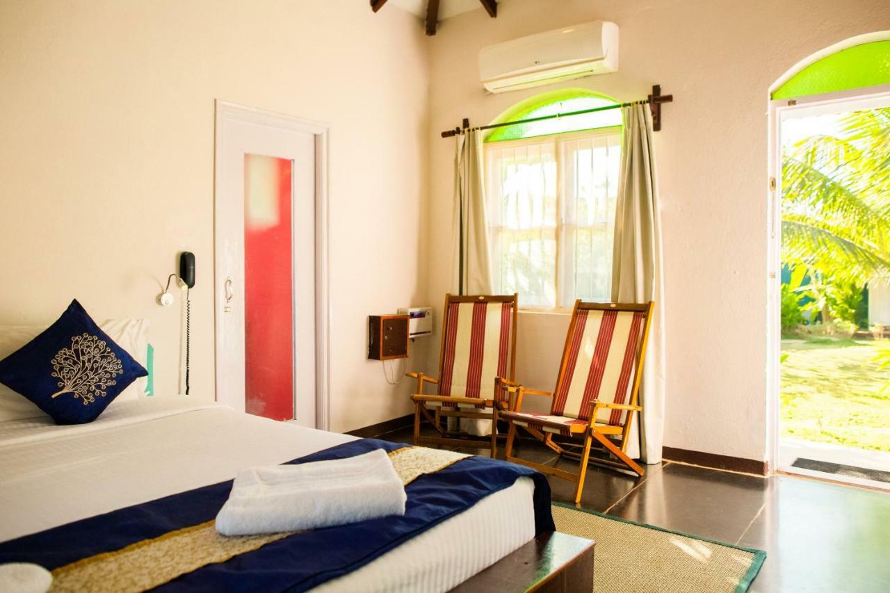 Aquatica Resorts & Spa Morjim Buitenkant foto