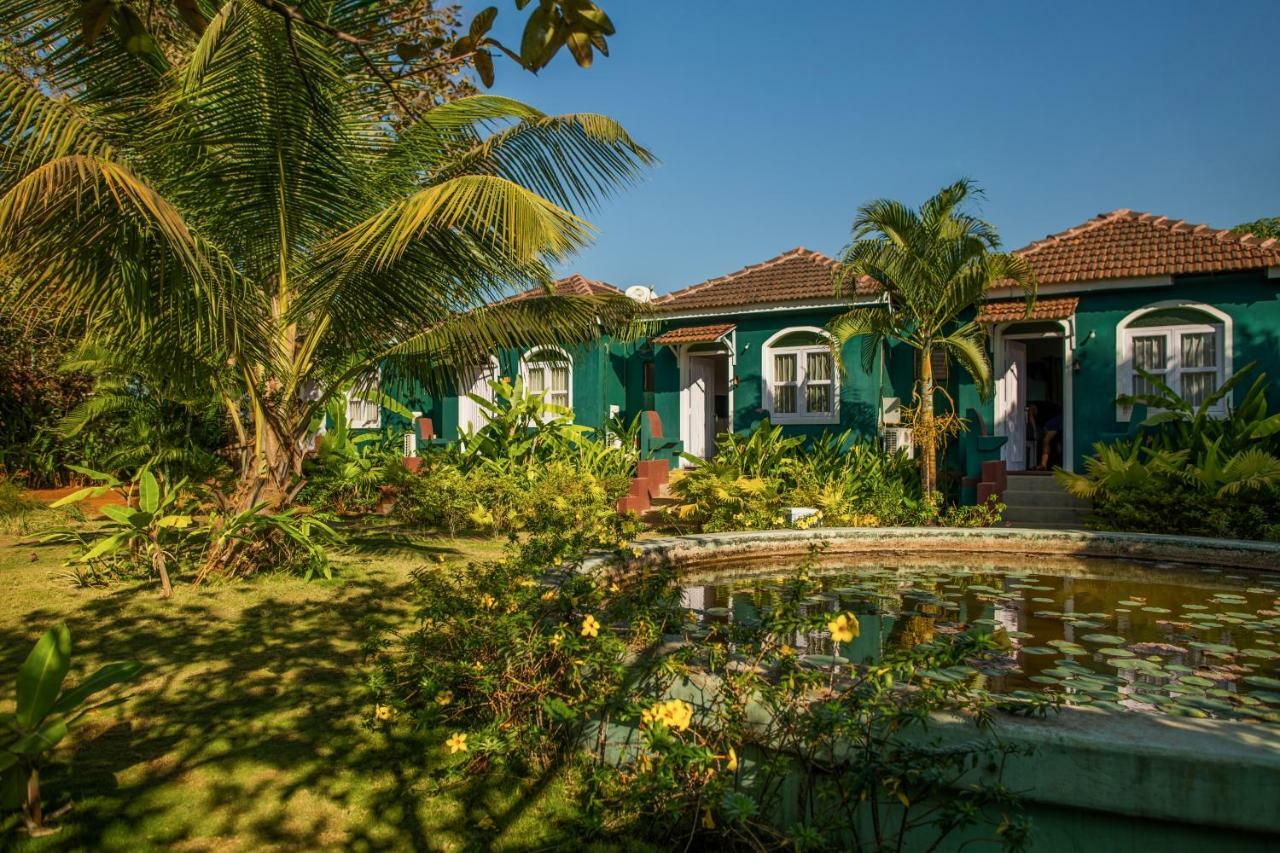 Aquatica Resorts & Spa Morjim Buitenkant foto