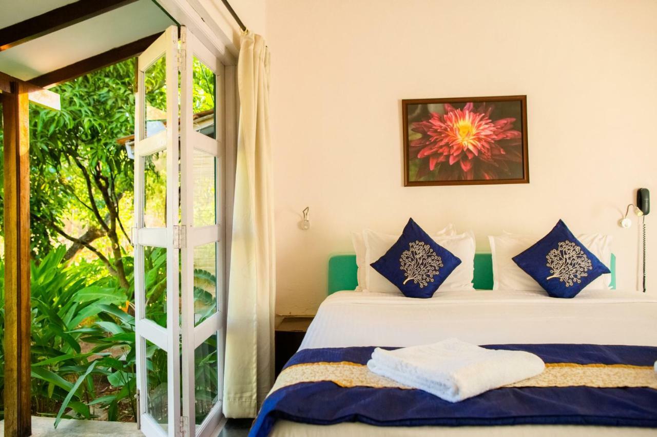 Aquatica Resorts & Spa Morjim Buitenkant foto